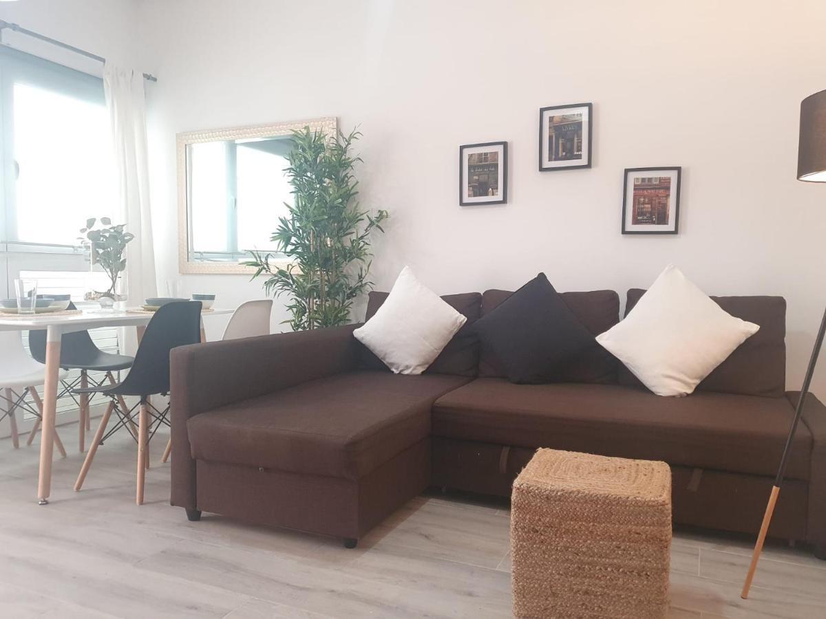 Apartamentos Alamos Малага Экстерьер фото